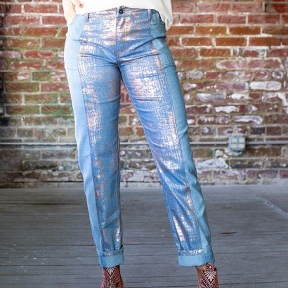 L&B Denim - L&B Lucky & Blessed Boyfriend Jeans Gold Leaf Panel Light‎ Wash Women's Size 10